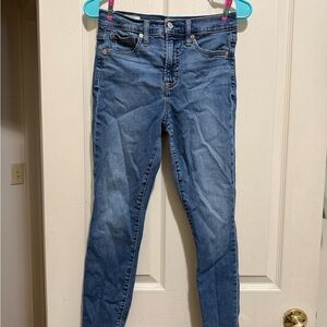 GAP Blue Skinny Jeans Versatile Everyday Style